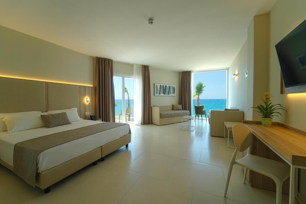 Eleamare Resort Castellammare di Velia エクステリア 写真