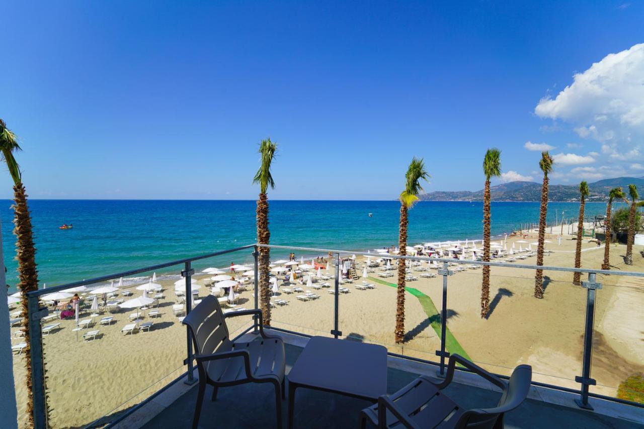Eleamare Resort Castellammare di Velia エクステリア 写真